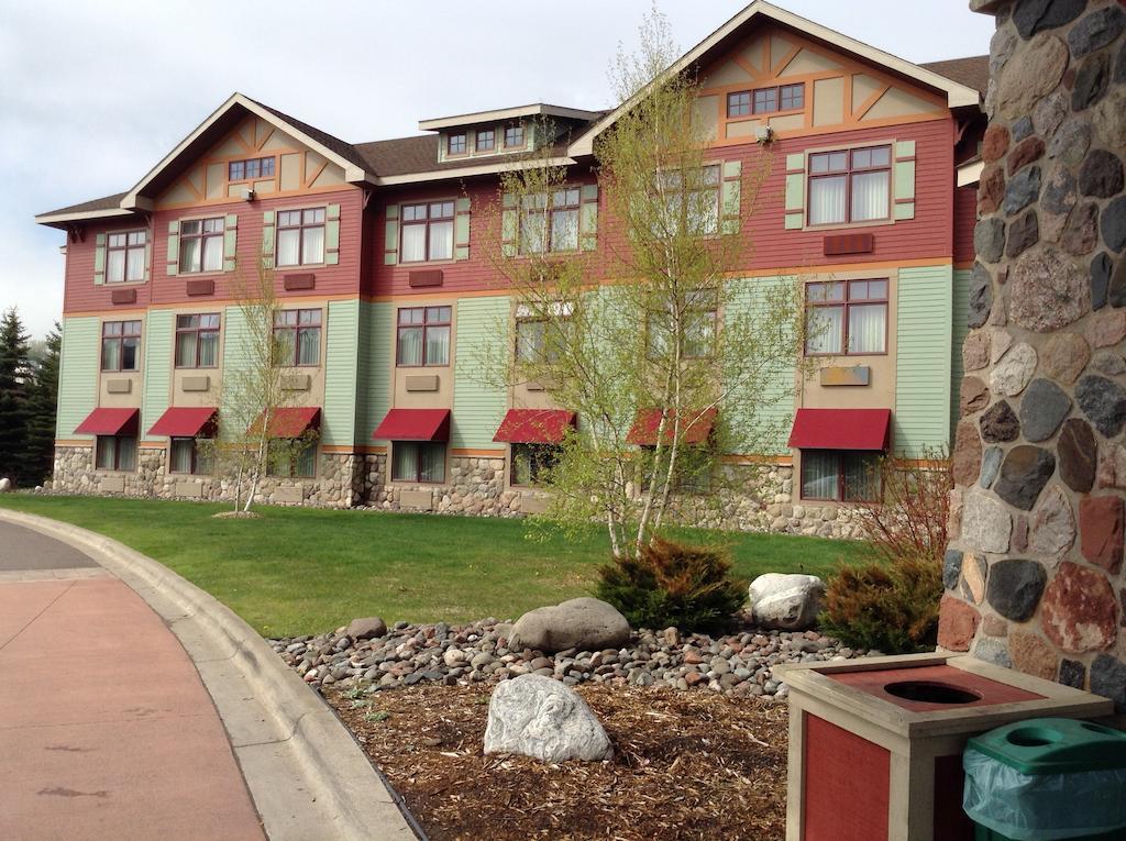 Canal Park Lodge Дулут Экстерьер фото