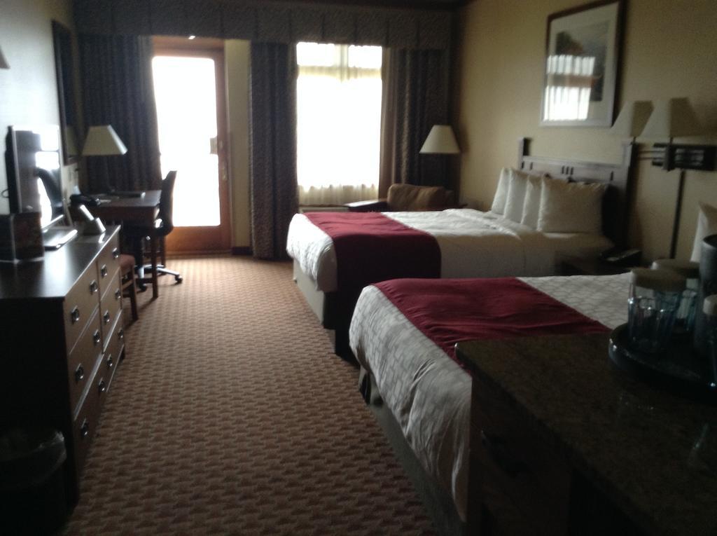Canal Park Lodge Дулут Экстерьер фото